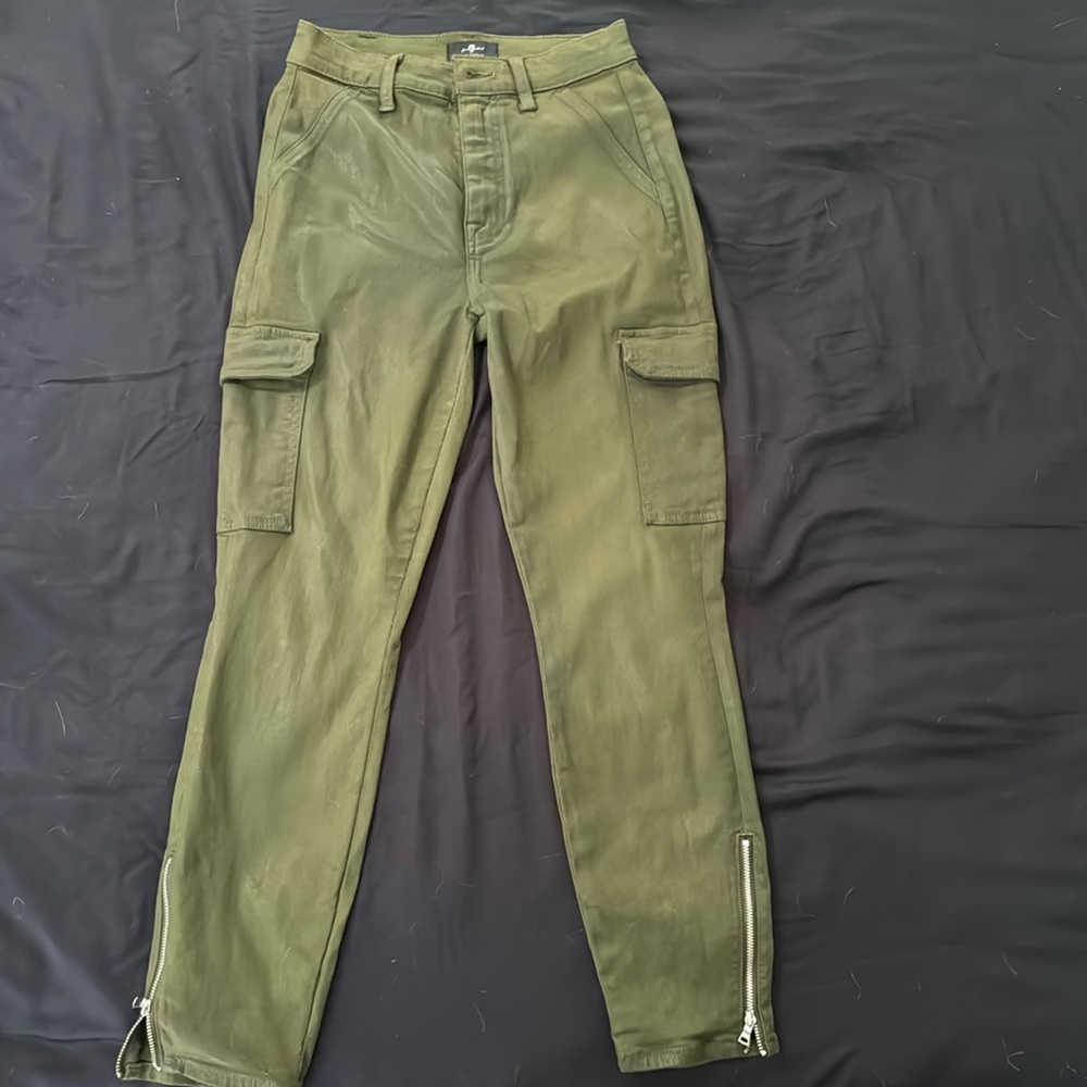 7 For All Mankind Skinny Cargo in Army Coated